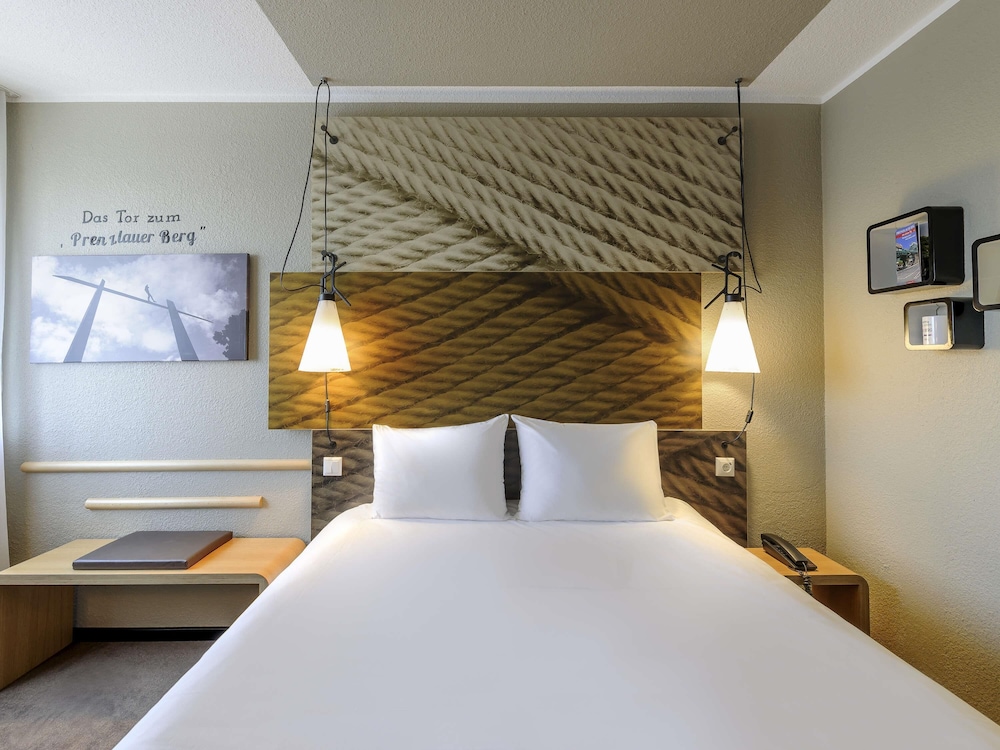IBIS BERLIN MITTE HOTEL 32/73