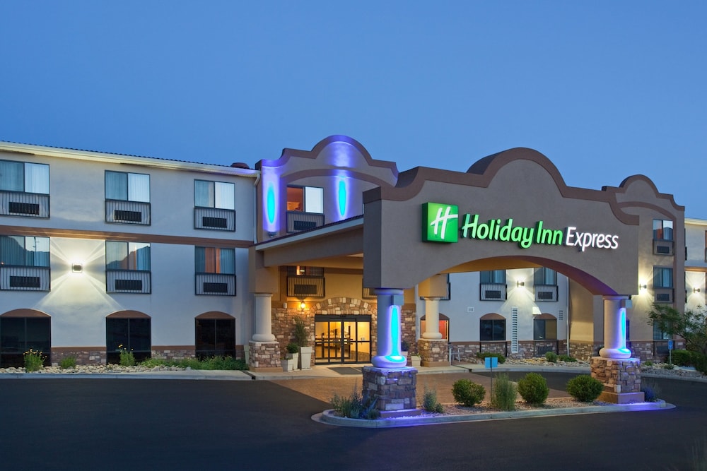 Holiday Inn Express Suites Moab 4/63