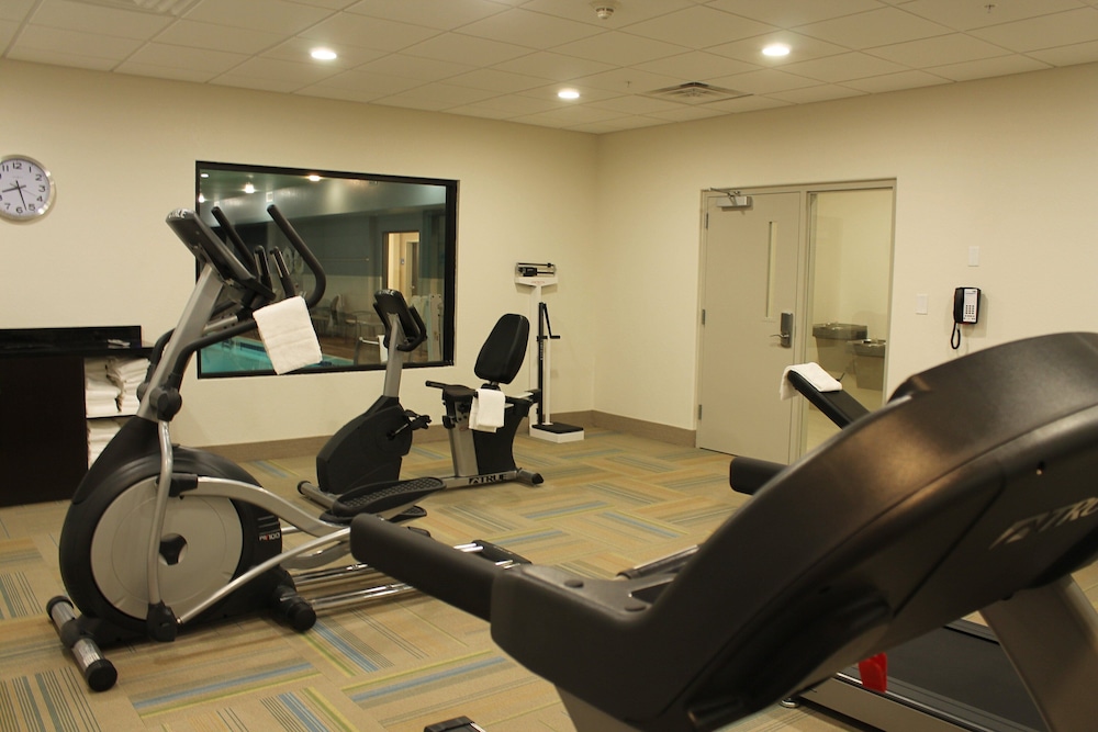 Holiday Inn Express Suites Glasgow 29/45