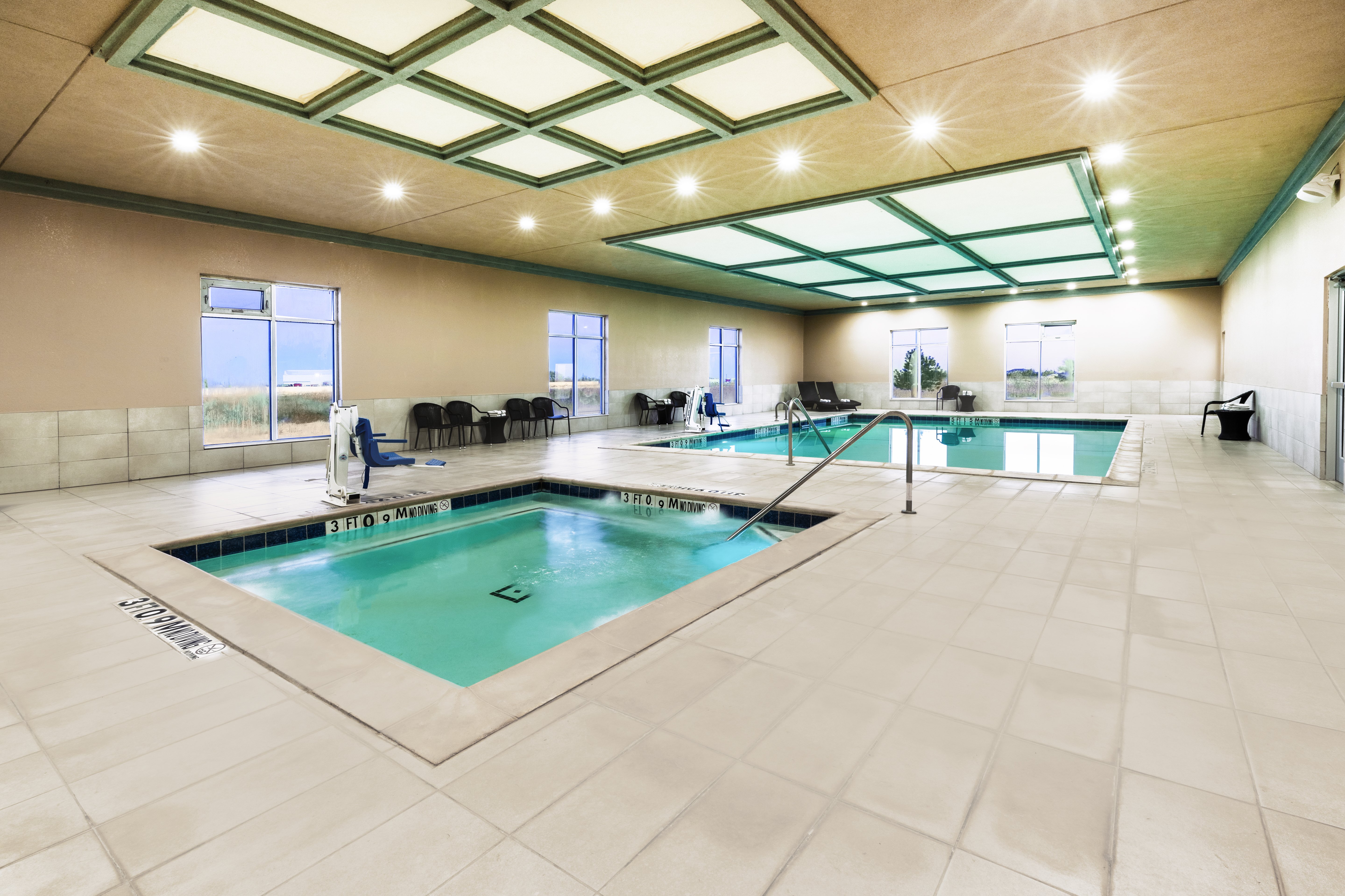 Holiday Inn Express & Suites Dalhart 22/38