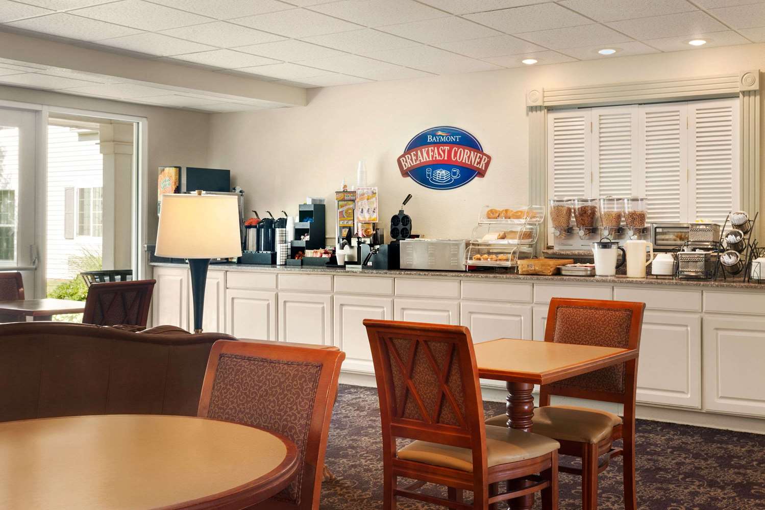 Baymont by Wyndham Wichita East 28/39
