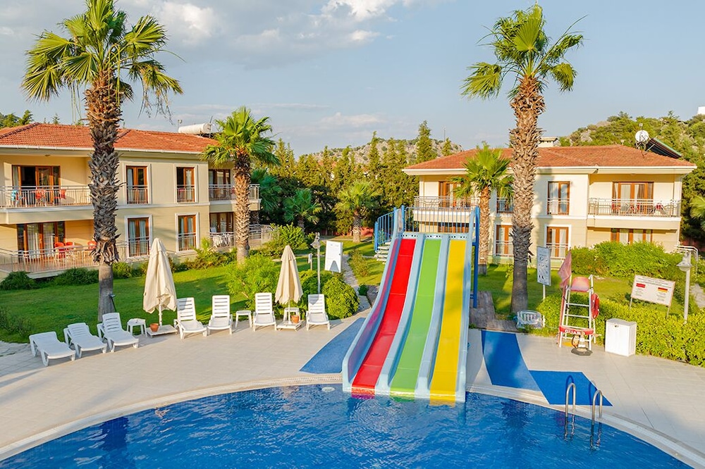 The One Club Hotel 28/50