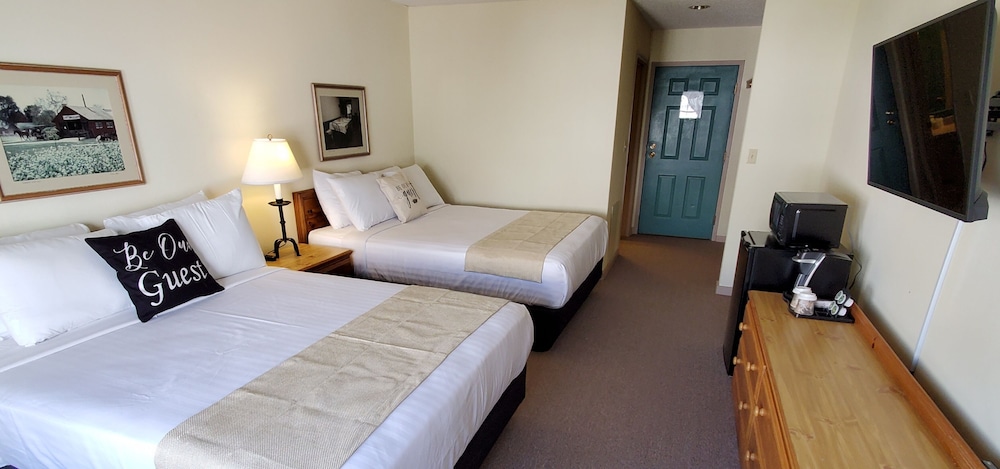 The Inn at Amish Acres 10/44