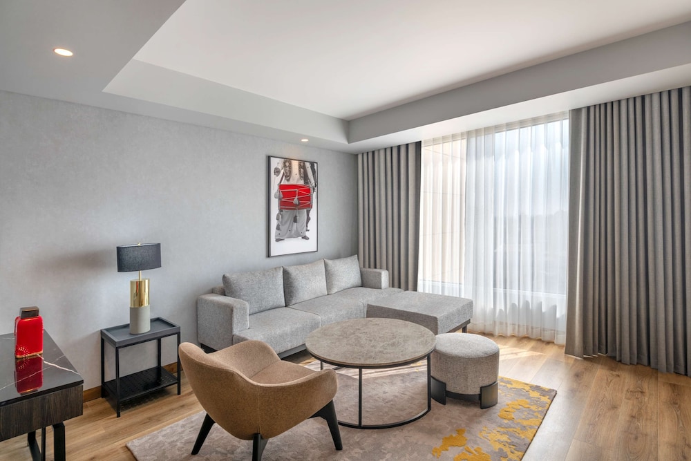 Radisson RED Chandigarh Mohali 41/75