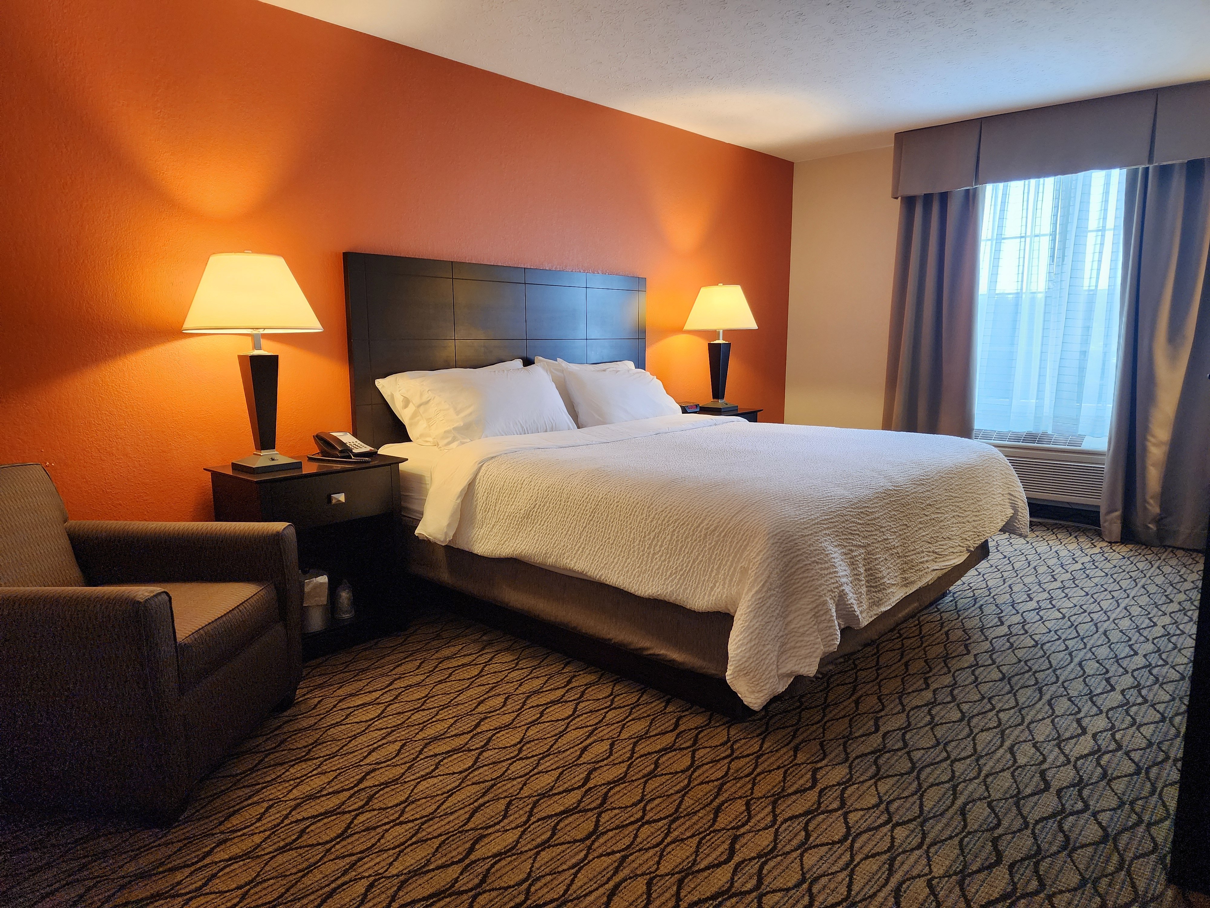Holiday Inn Express Hotel Suites Cadillac 26/43