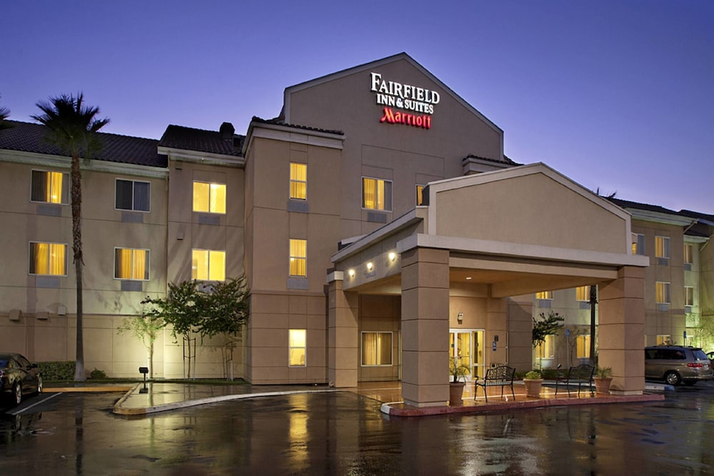 Fairfield Inn And Suites San Bernardino 45/47