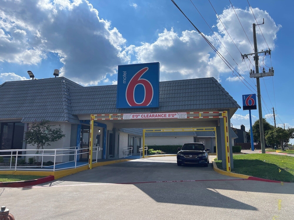 Motel6 Duncanville, TX - Dallas 33/46