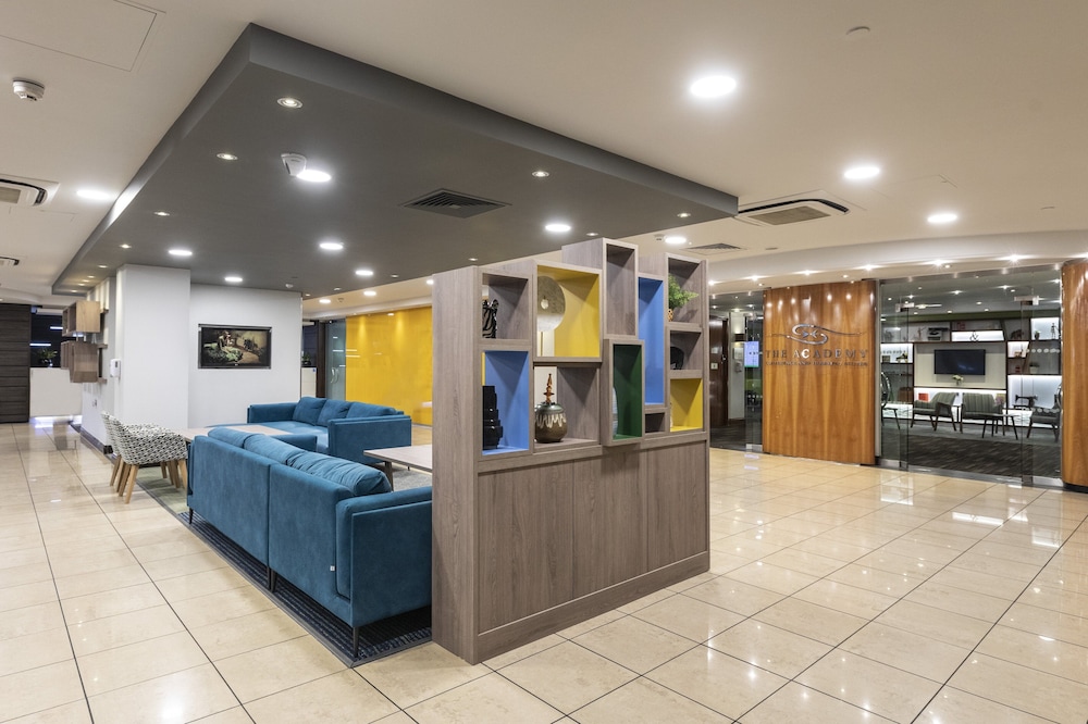 Holiday Inn London - Regent's Park by IHG 9/77