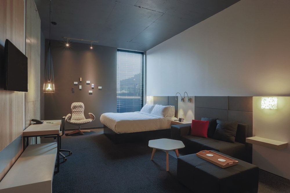 ALT HOTEL WINNIPEG 10/41