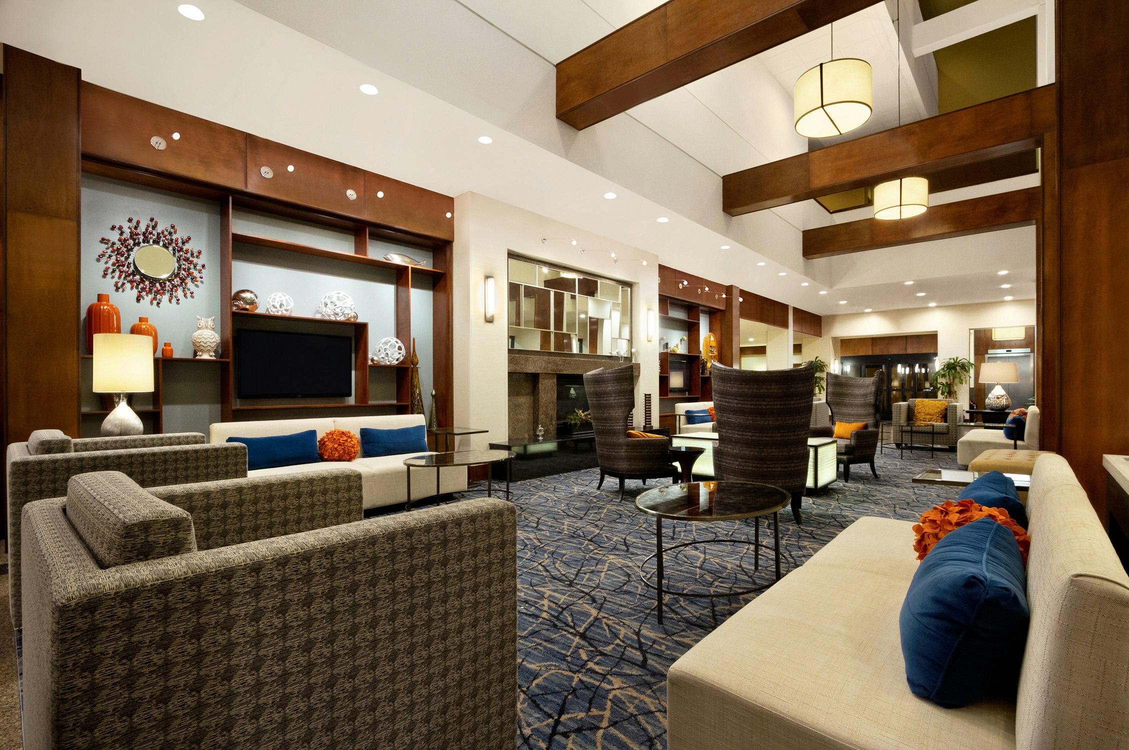 HILTON KNOXVILLE 17/34