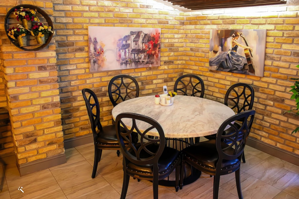 Hotel Zade 35/50