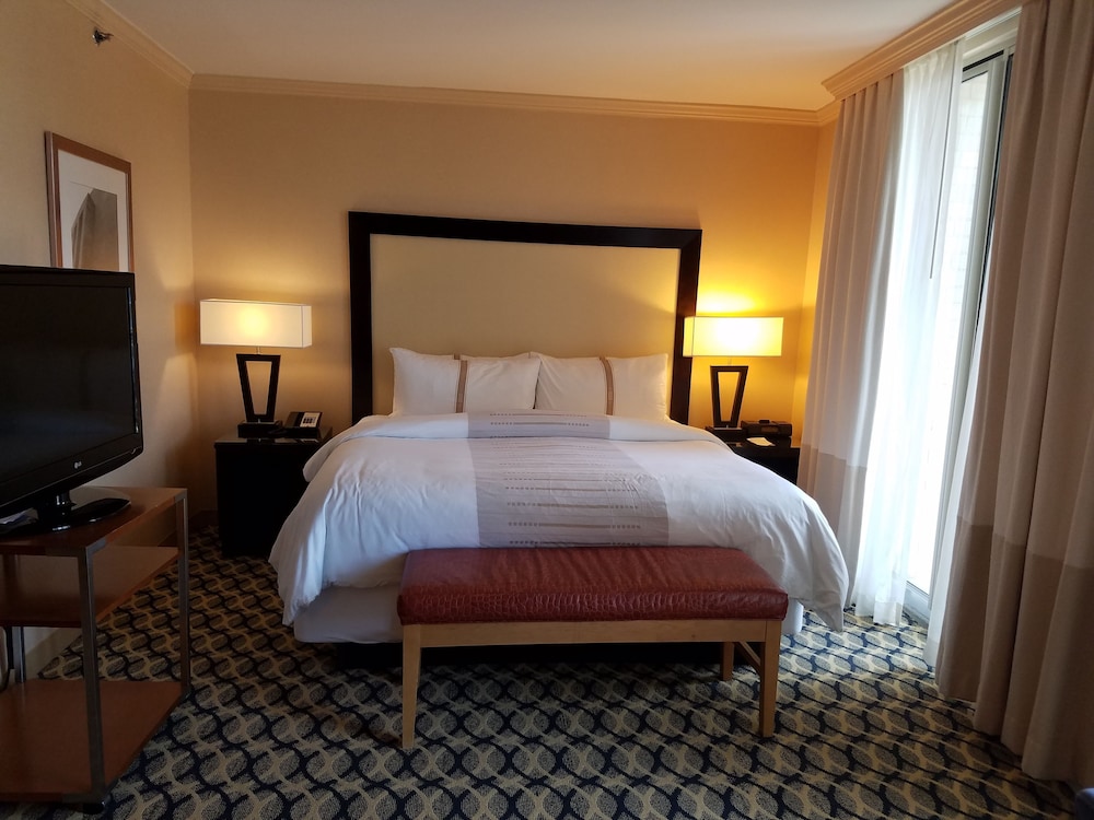 One Washington Circle DC, Tapestry Collection by Hilton 4/45