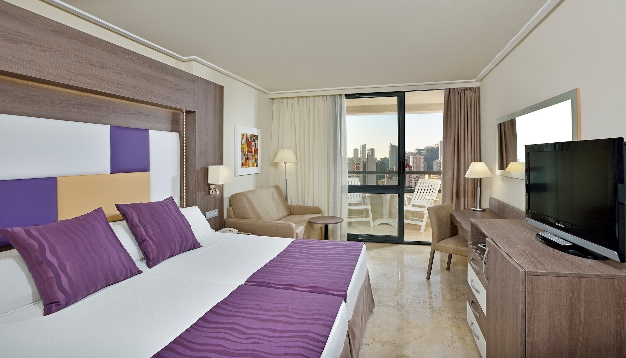 The Level, Melia, Twin Beds, Sofa