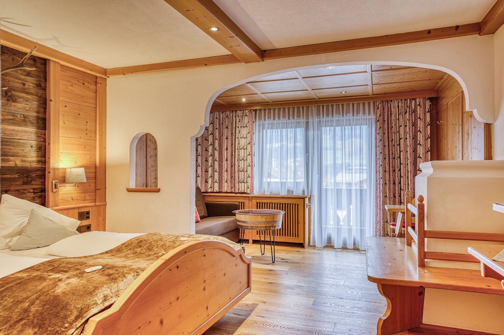 Alpenhotel Stolz 16/50