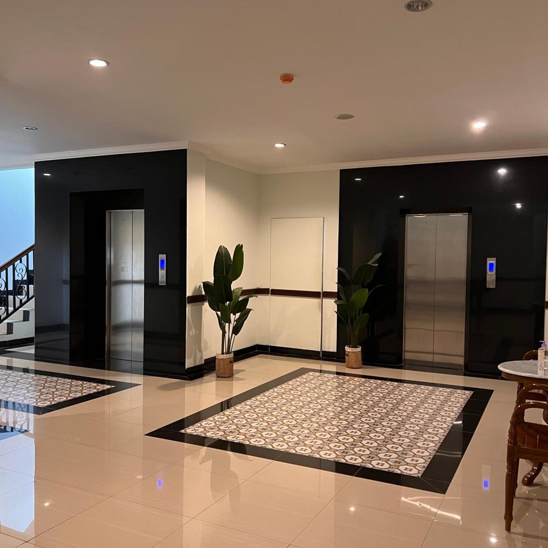 LE SEMAR HOTEL KARAWACI 8/23