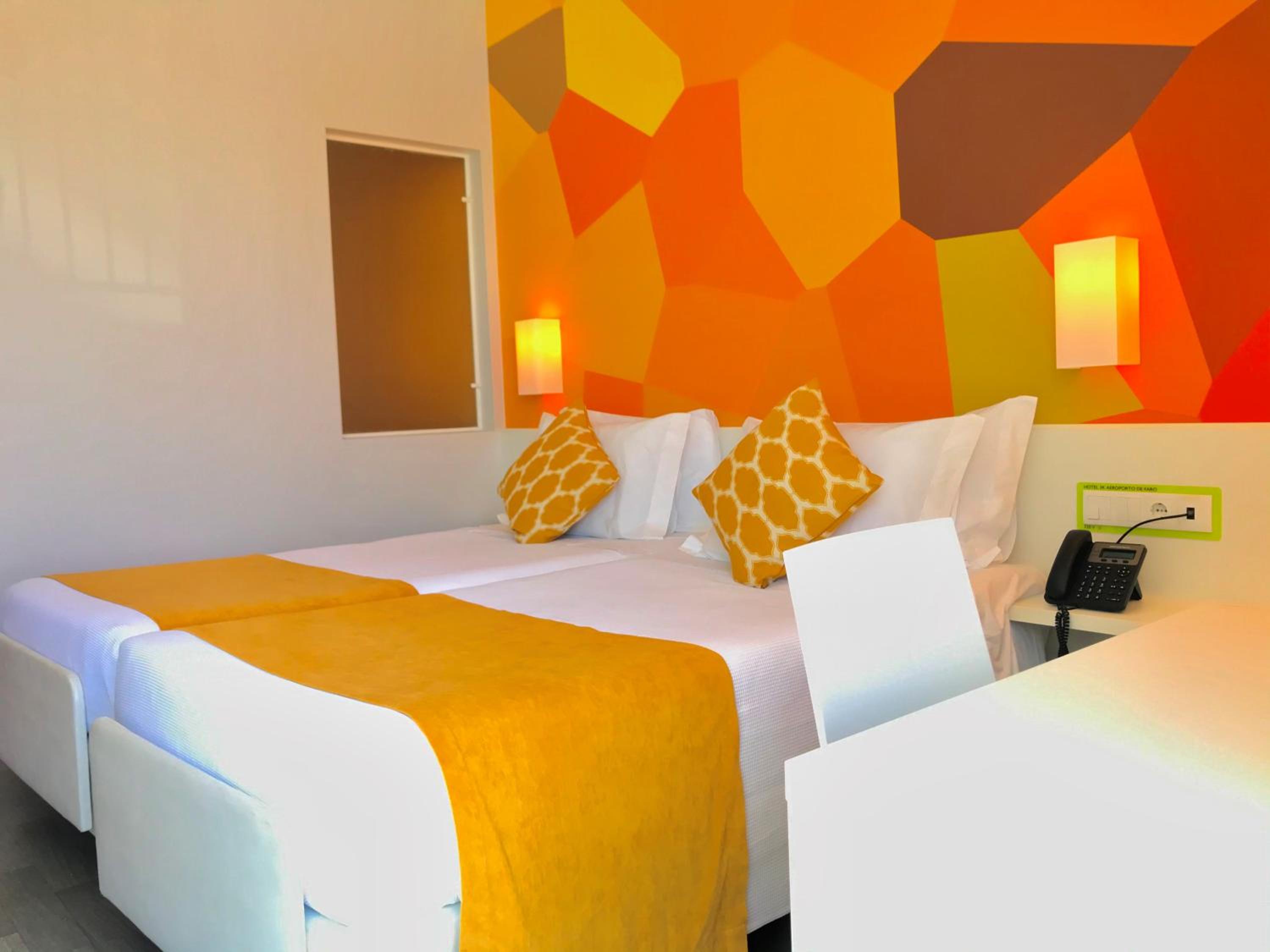 Room, Single