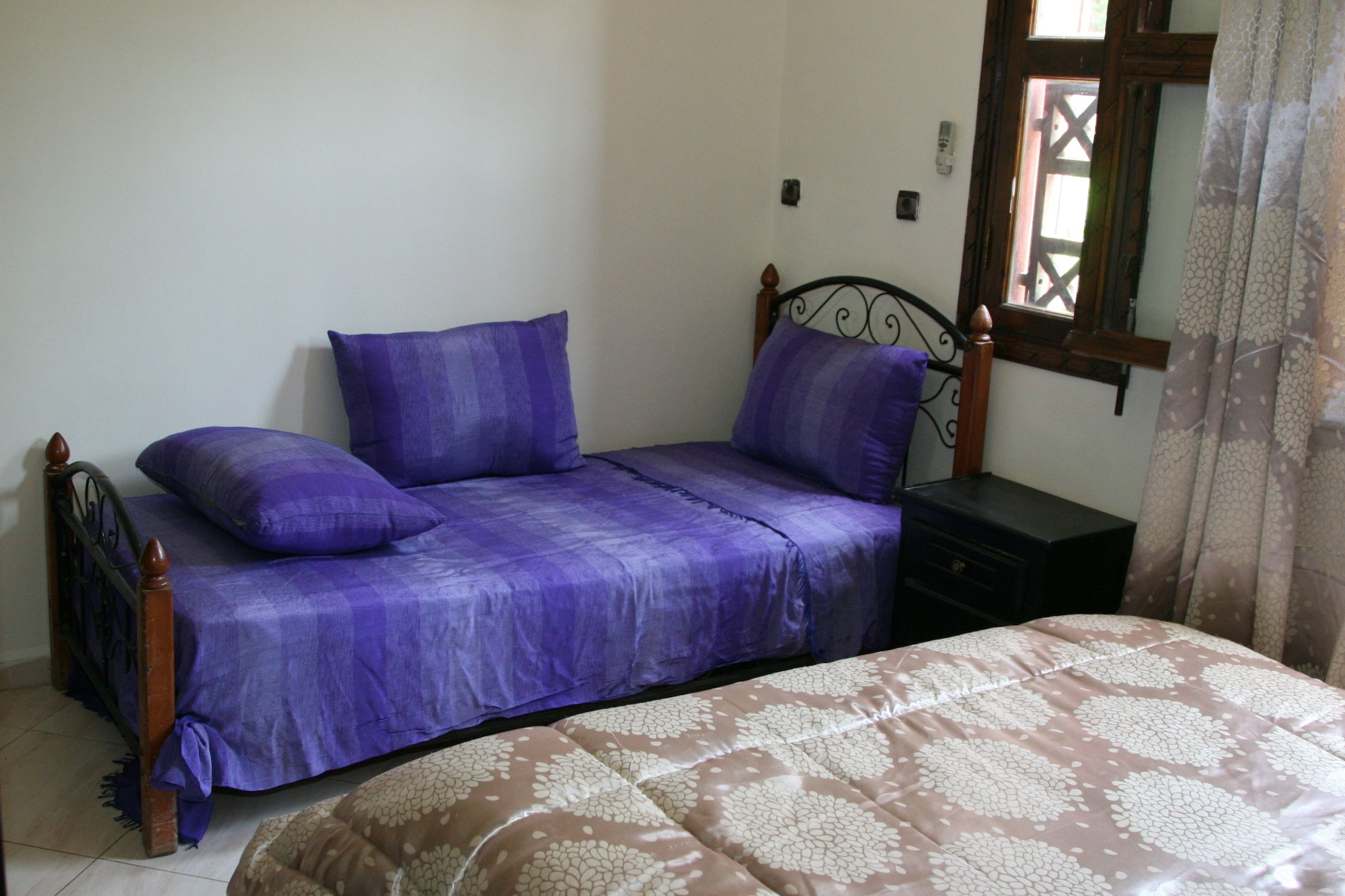 ROOM, TRIPLE
