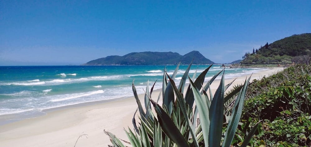 Morro das Pedras Clube Hotel 49/55