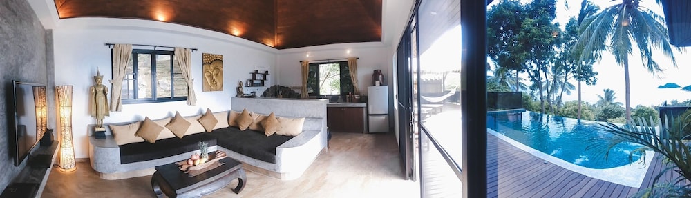 Koh Tao Heights Pool Villas 7/26