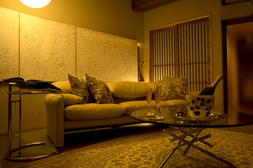 Yufuin Onsen Toshoan 25/44