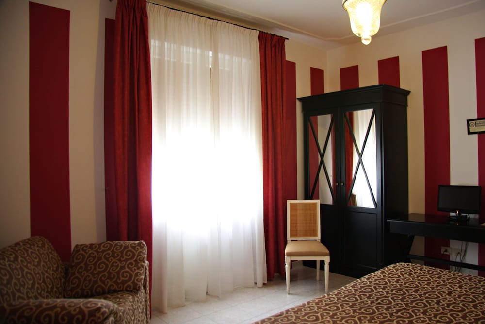 Alex Hotel 17/33