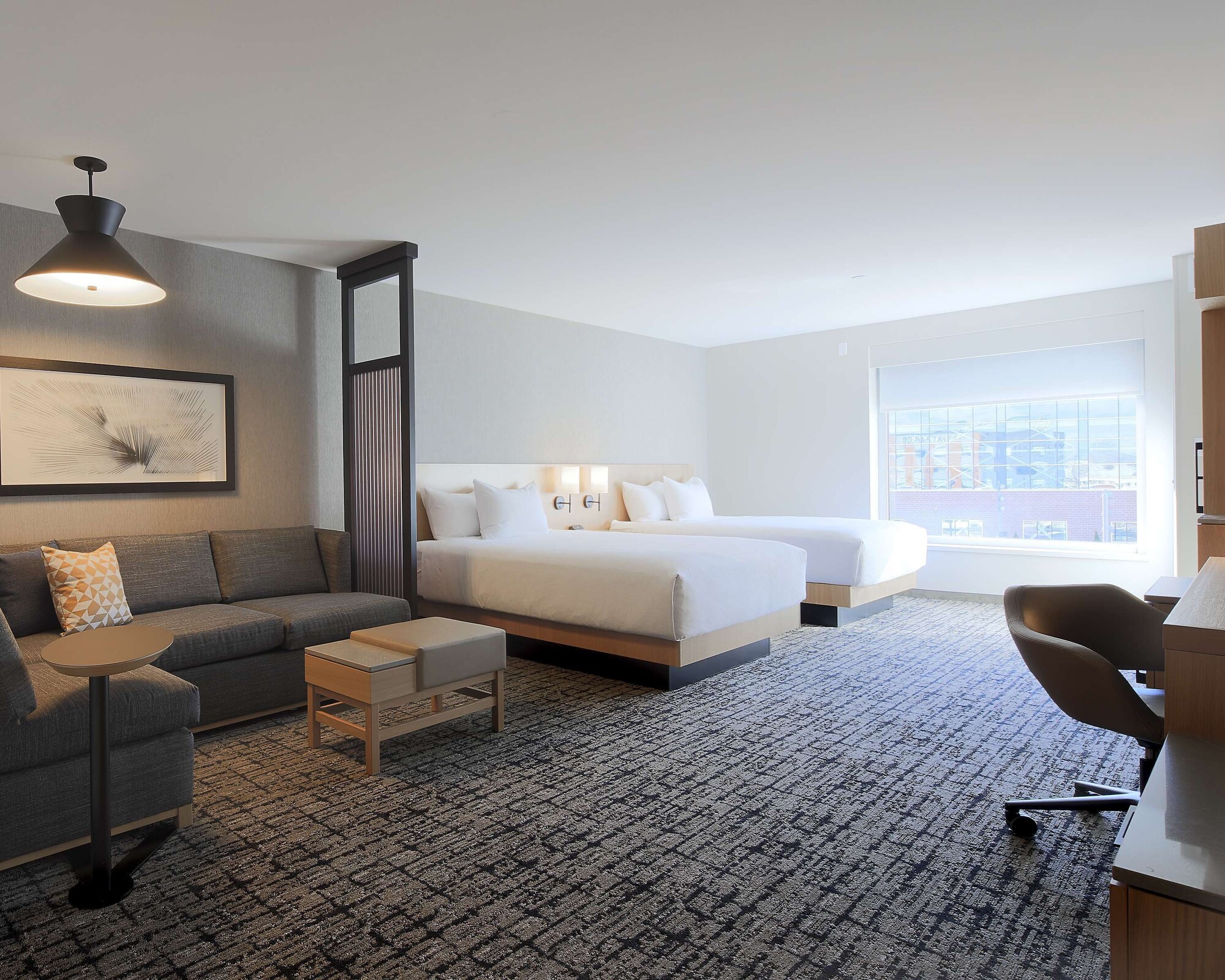 Design, 2 Queen Beds, Sofa, Accessible