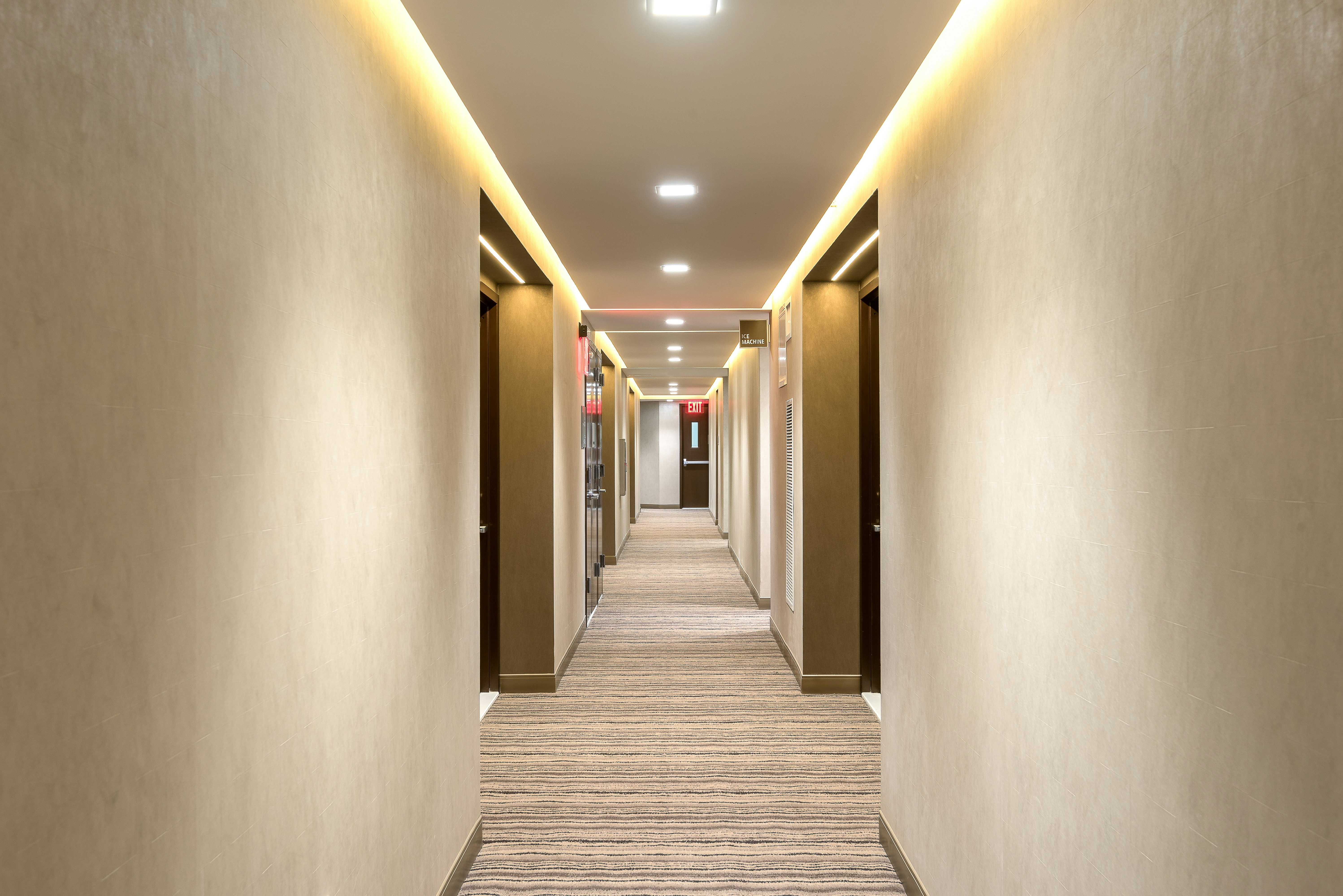Holiday Inn Brooklyn Downtown 8/25