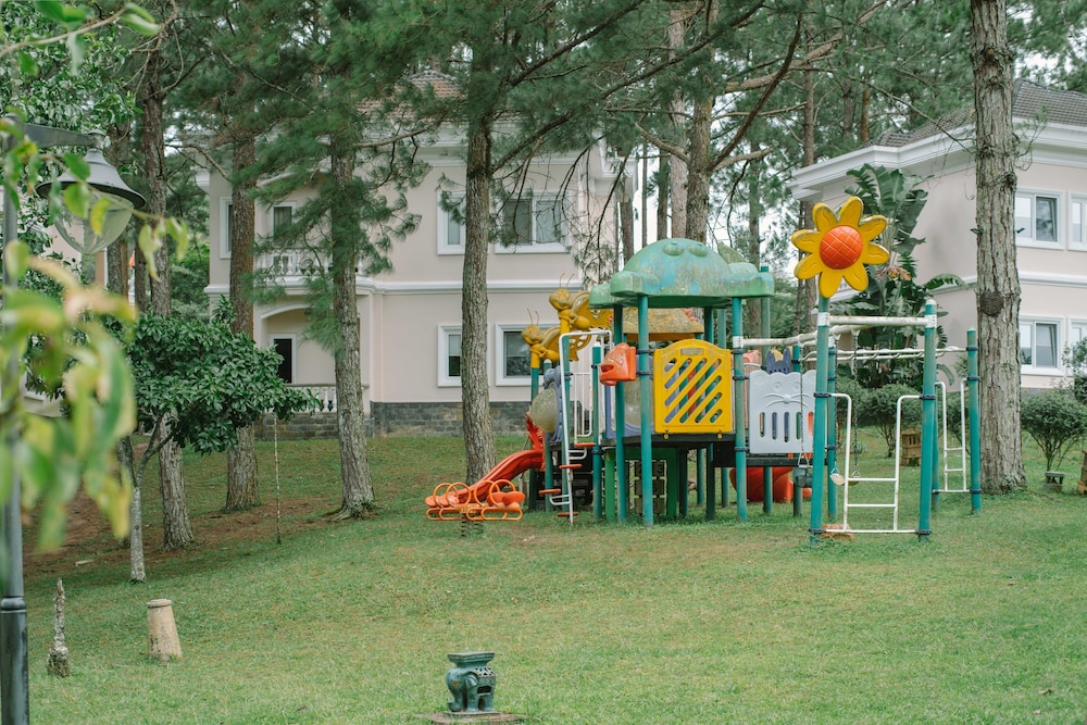 Dalat Edensee Lake Resort and Spa 38/45