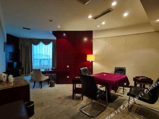 Huayu International Hotel 31/35