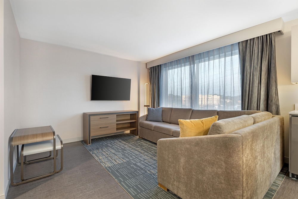Homewood Suites by Hilton Walker Grand Rapids North 34/56