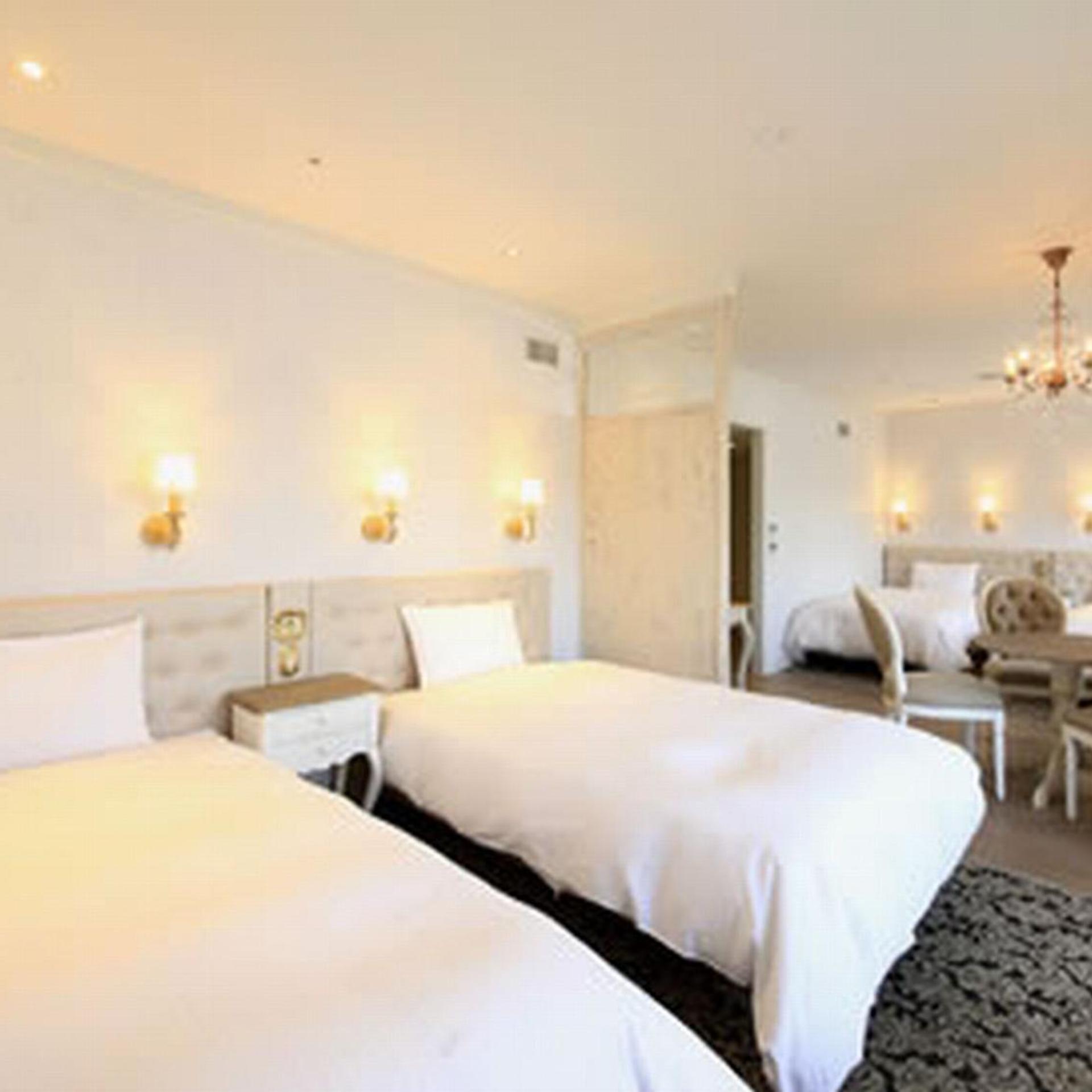 Palace, Suite