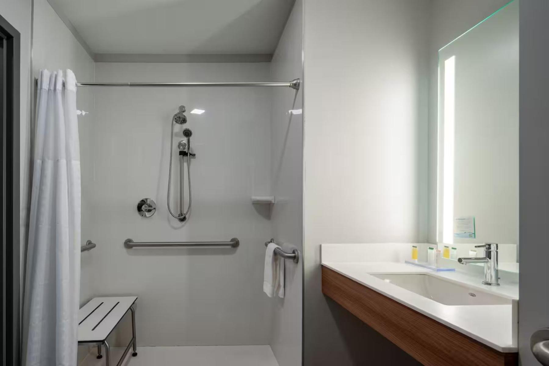 Microtel Inn & Suites By Wyndham Danville Va 42/44
