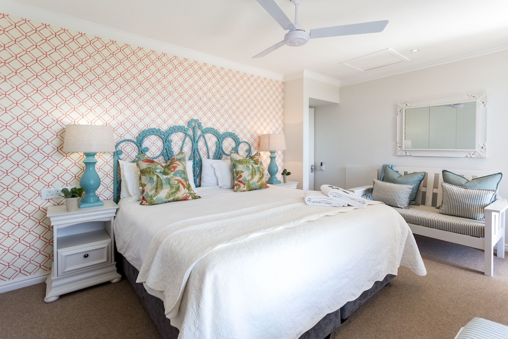 Ocean Watch Guest House 14/37