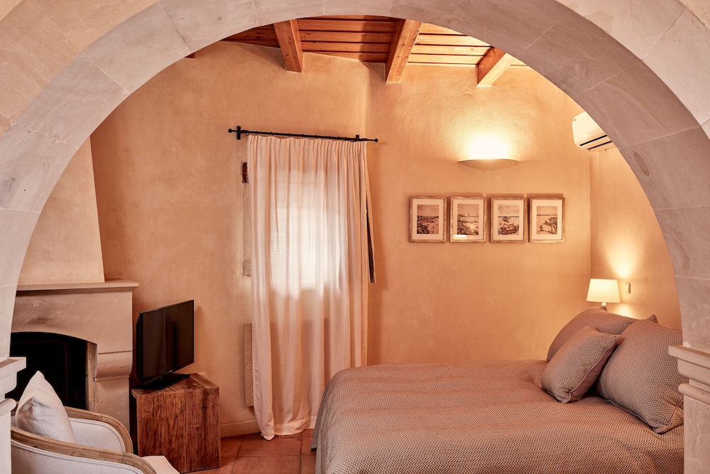Kapsaliana Village Hotel 24/50