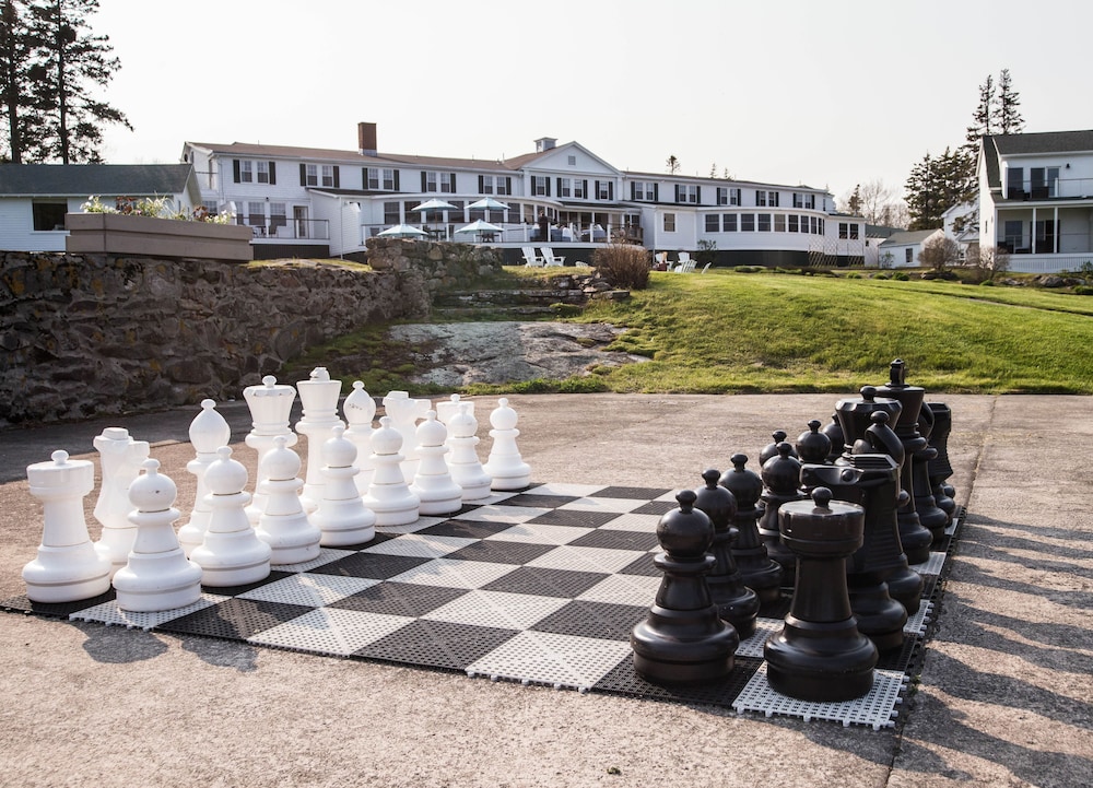 Newagen Seaside Inn 65/71