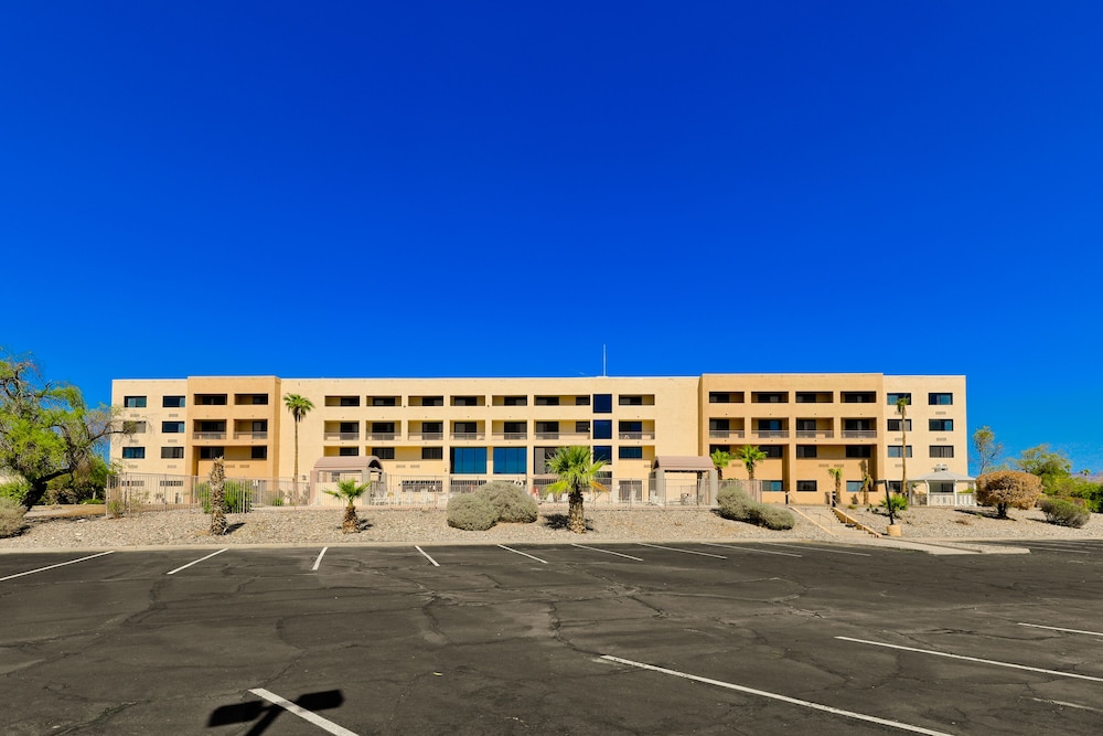 Studio6 Suites Lake Havasu City AZ in LAKE HAVASU - AZ