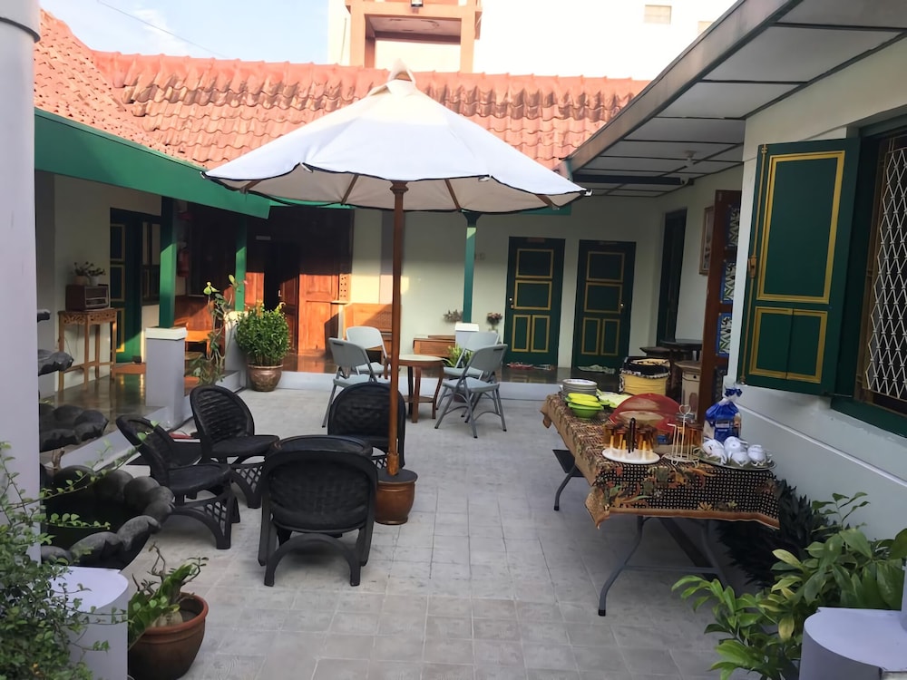 Pamularsih Homestay 33/44