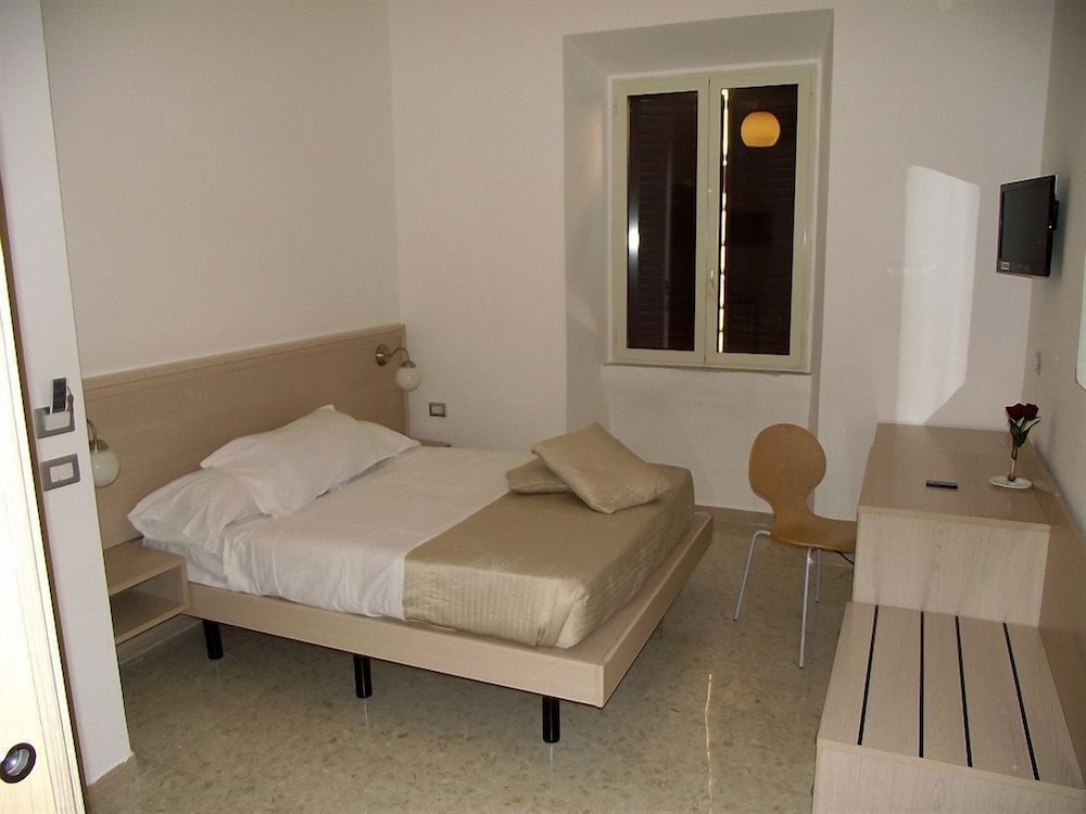Elide Hotel 13/49
