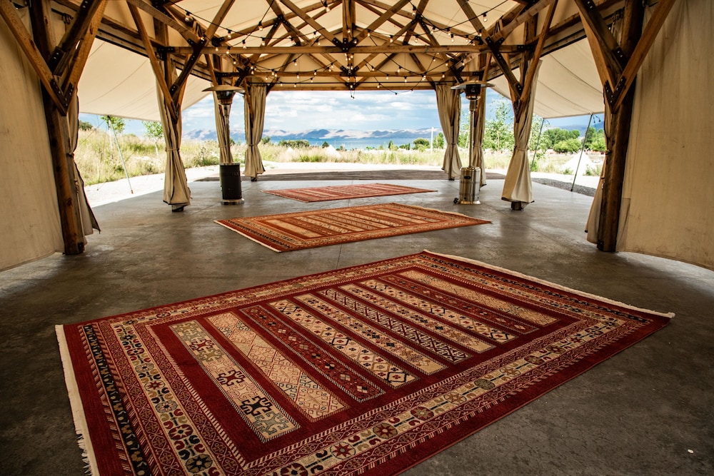Conestoga Ranch Glamping Resort 78/100