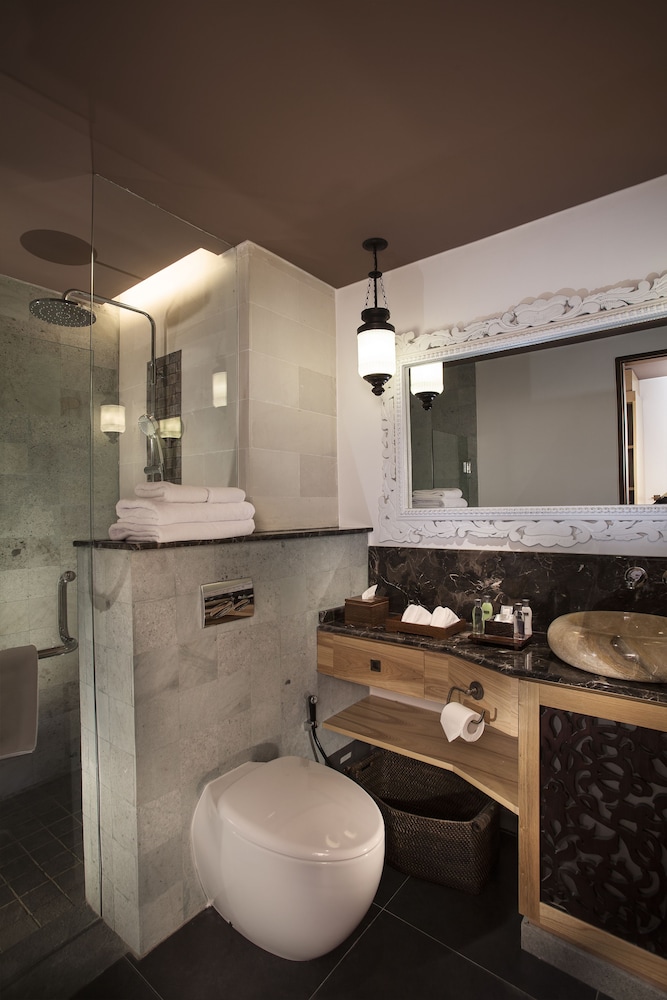 Kejora Suites 51/55