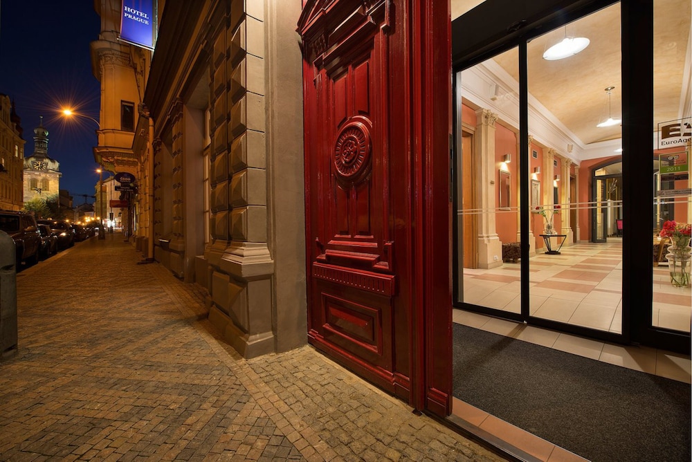 Ea Embassy Prague Hotel Formerly Euroagentur Art Embassy 23/45