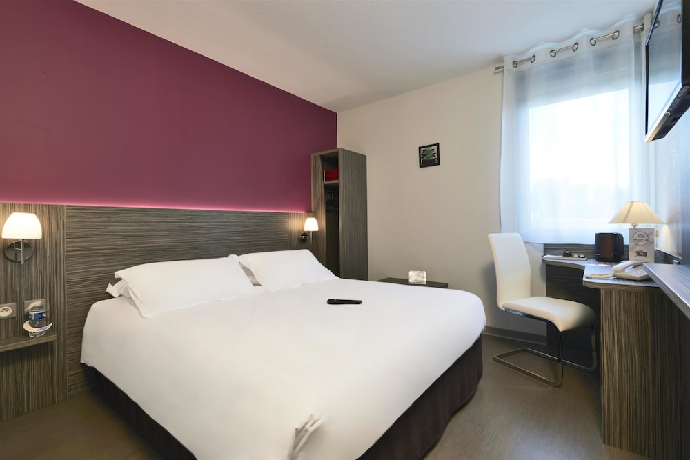 HOTEL KYRIAD SAINT CHELY D'APCHER - AIRE DE LA LOZERE 14/42
