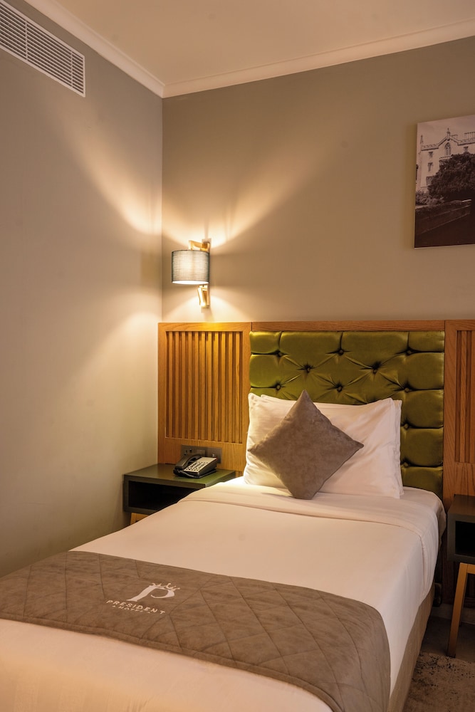 President Hotel 25/62