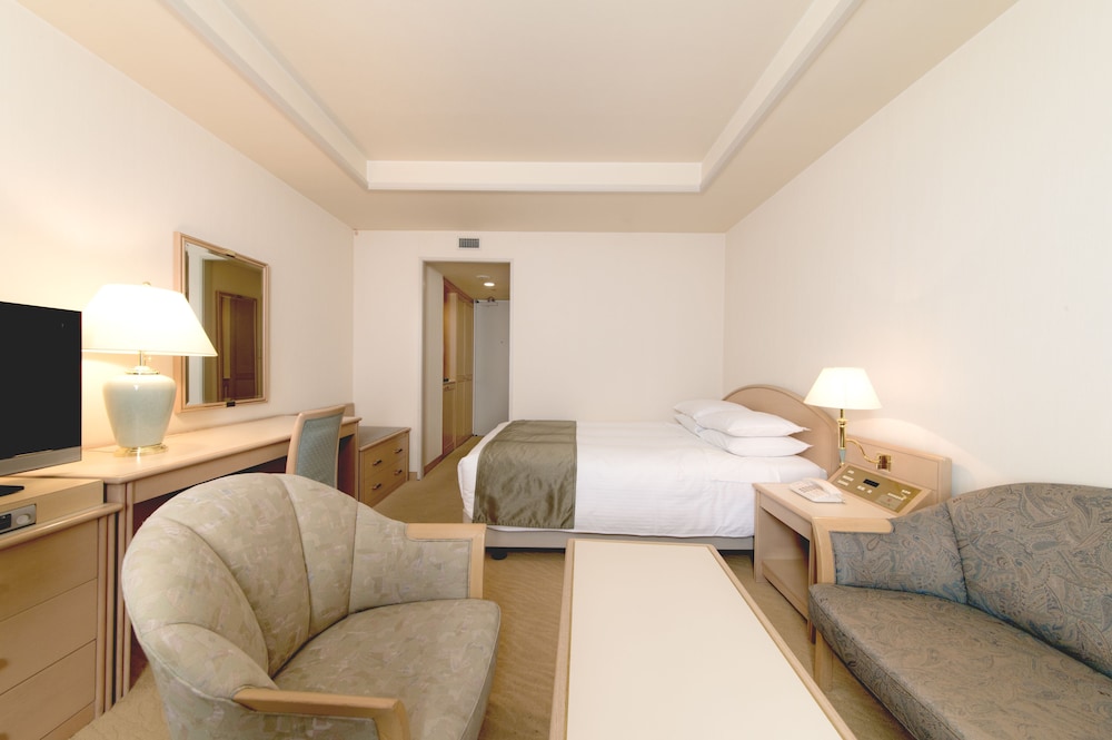 Sapporo Park Hotel 24/75