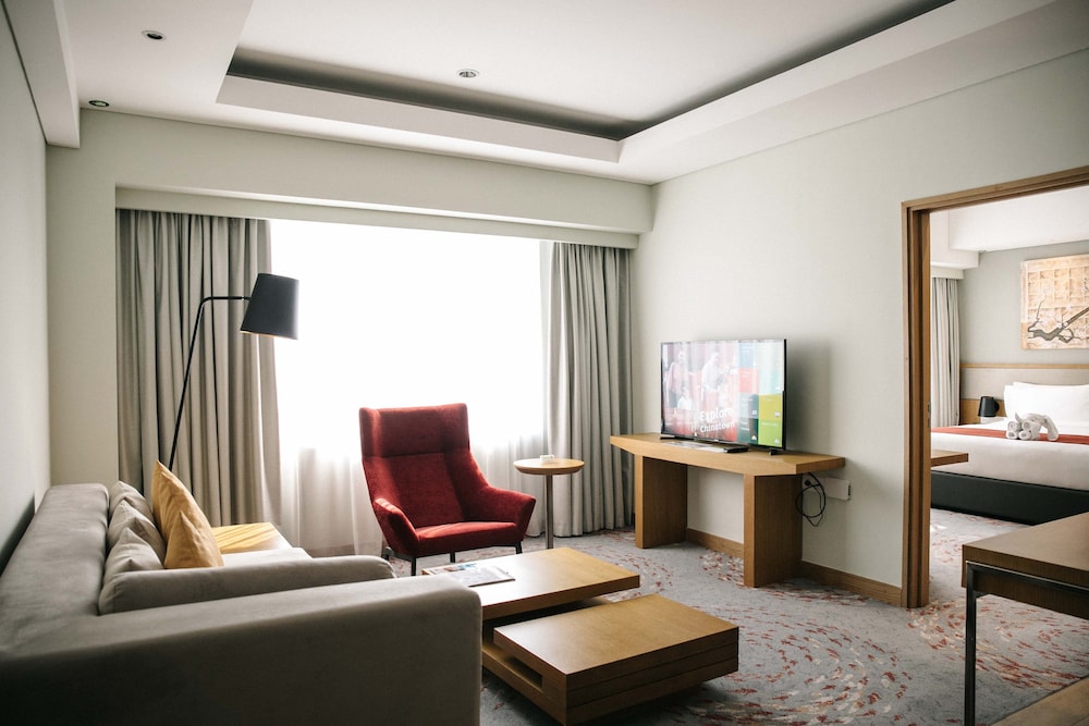 Holiday Inn Hotel Suites Jakarta Gajah Mada 48/77
