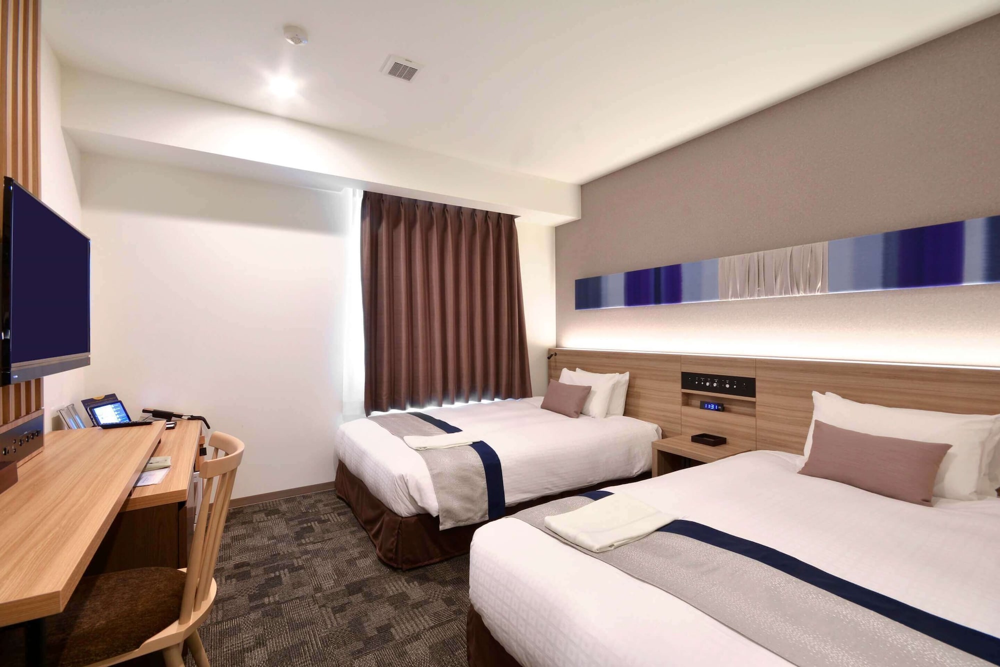 SUPERIOR, TWIN BEDS