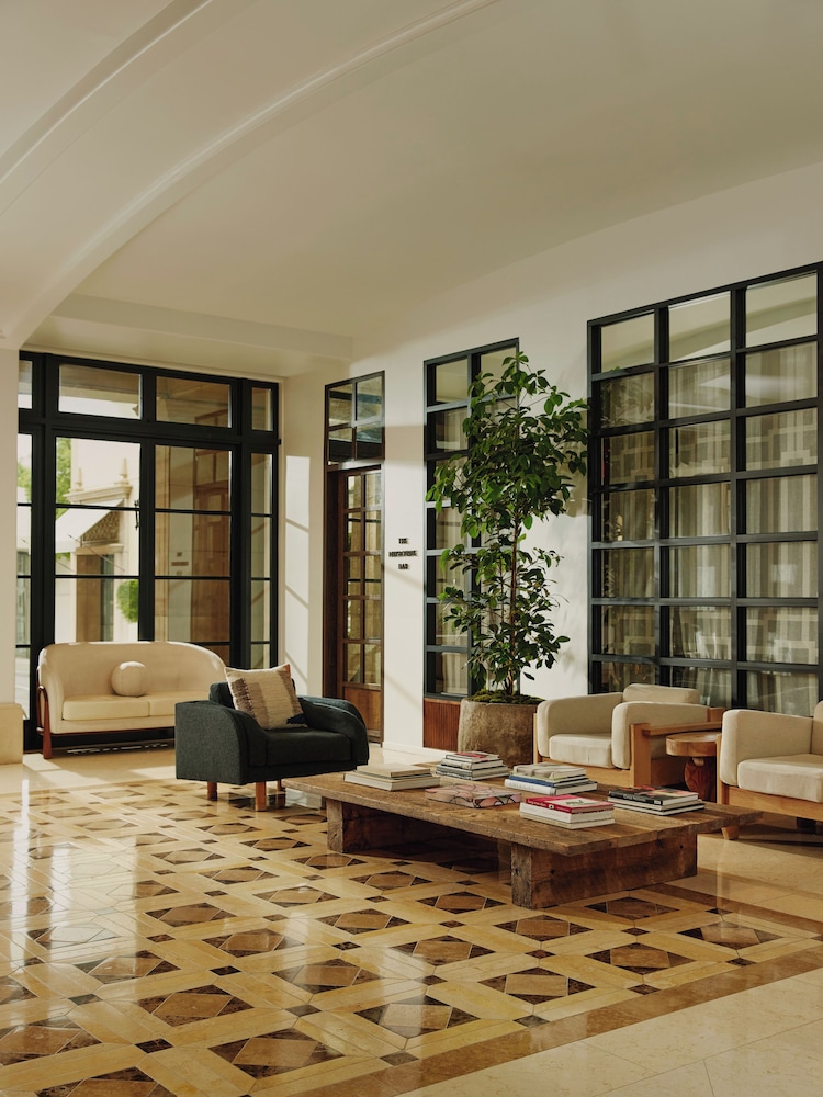 The Maybourne Beverly Hills 22/49
