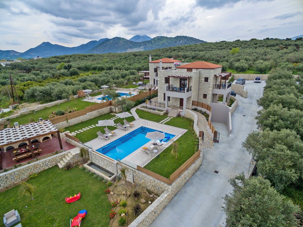 Olive Garden Villas 41/50