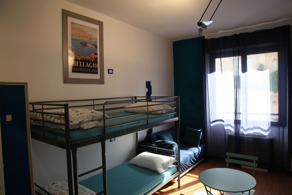 Atmos Luxe Navigli Hostel & Rooms 33/47