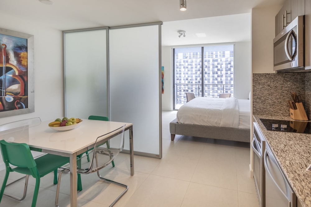 Provident Grand Luxury Short Term Residences 37/50